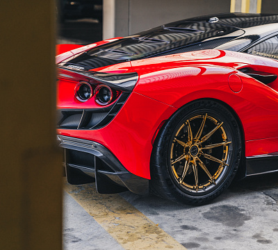 Фото дисков Brixton Forged R11-R на Ferrari F8