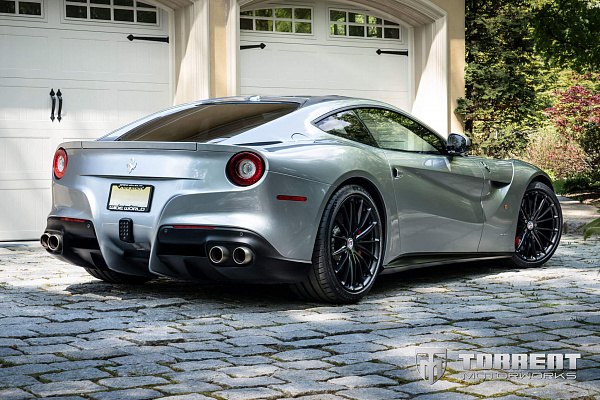 Фото дисков HRE P103 Черный сатин на Ferrari F12