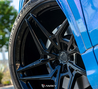 Фото дисков Anrky S1-X3 на Audi Q8