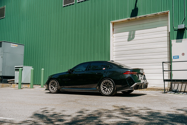 Фото дисков Brixton Forged TR08 AERO1 Другой цвет на BMW 5/M5 (G60/G90)
