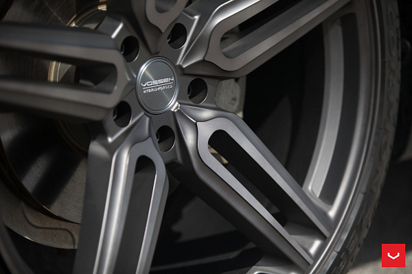 Фото дисков Vossen HF-1 Сатиновый графит на BMW X5/X5 M (F15/F85)
