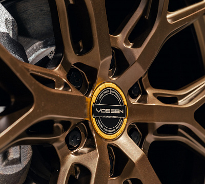 Фото дисков Vossen HF6-4 на GMC Yukon V