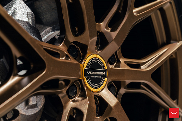 Фото дисков Vossen HF6-4 Сатиновая бронза на GMC Yukon V