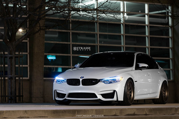 Фото дисков Strasse Wheels R10 Competition Сатиновая темная бронза на BMW 3/M3 (F3x/F80)