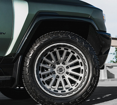 Фото дисков Brixton Forged BX03-M на GMC Hummer EV