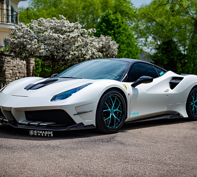 Фото дисков Strasse Wheels SM5R Signature на Ferrari 488