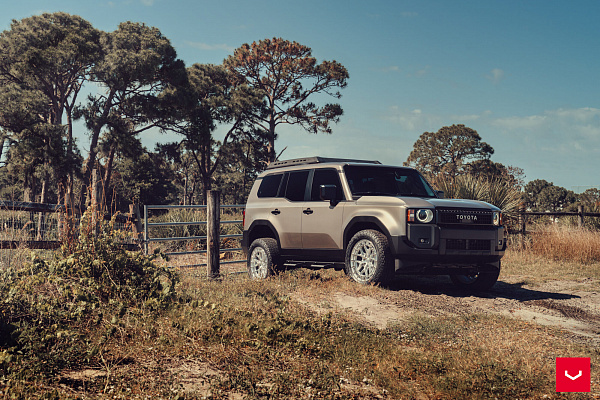 Фото дисков Vossen HFX-1 (6-Lug) Серебро на Toyota Land Cruiser Prado 250