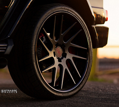 Фото дисков Strasse Wheels SM7T Deep Concave на Mercedes-Benz G-Class II