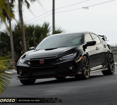 Фото дисков BC Forged RZ05 на Honda Civic Type R FL5