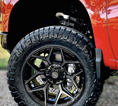 Фото дисков 4PLAY 4P06 на Chevrolet Silverado IV