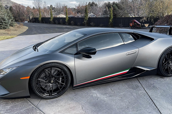 Фото дисков Anrky S3-X2 Черный сатин на Lamborghini Huracan