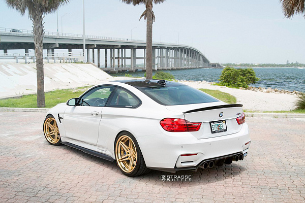 Фото дисков Strasse Wheels SV2T Deep Concave FS Сатиновое золото на BMW 4/M4 (F32/F82)