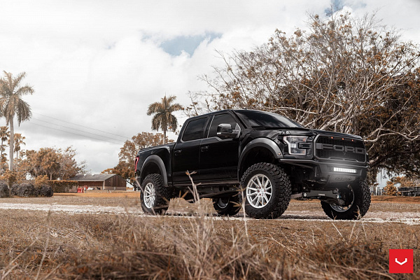 Фото дисков Vossen HF6-1 Серебро на Ford F-150 XIII