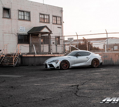 Фото дисков MRR FS06 на Toyota Supra A90