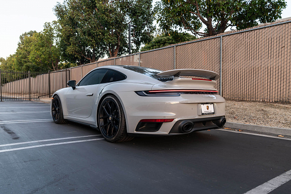 Фото дисков HRE R101 Черный сатин на Porsche 911 VIII