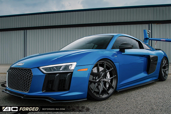 Фото дисков BC Forged RZ21 Глянцевый темный лак на Audi R8 (4S)