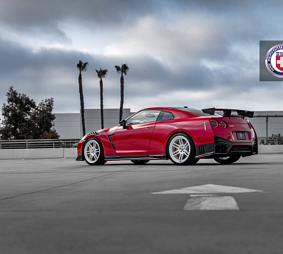 Фото дисков HRE 312 GTS на Nissan GT-R