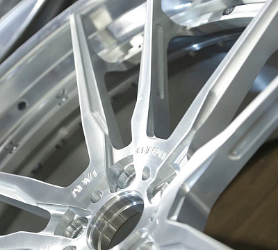 ADV.1 ADV5.2 Track Spec CS