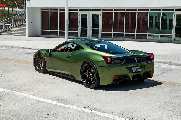 Фото дисков Anrky AN17 Черный сатин на Ferrari 458