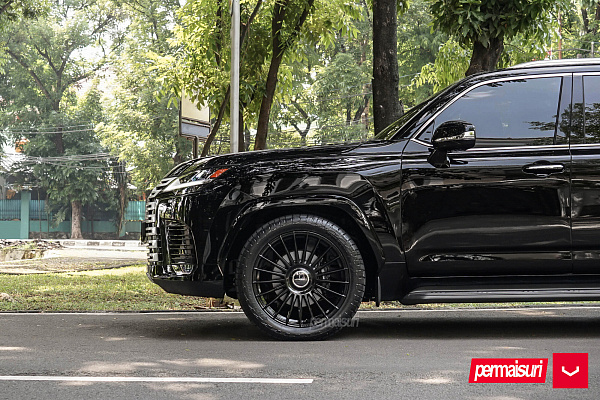 Фото дисков Vossen HF-8 Черный глянец на Lexus LX IV