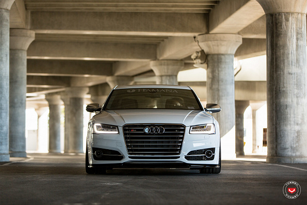 Фото дисков Vossen CG-205 Сатиновый лак на Audi A/S 8 (D4)