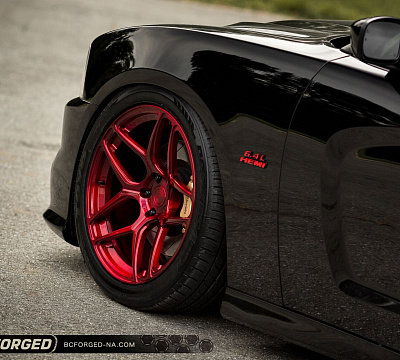 Фото дисков BC Forged RZ053 на Dodge Charger VII