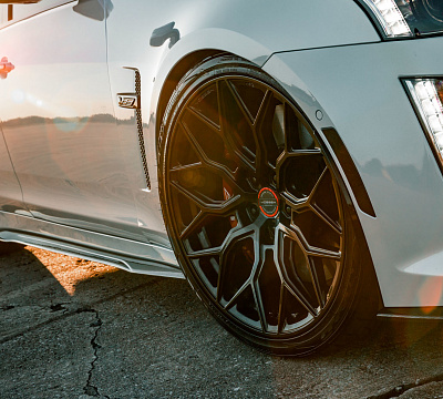 Фото дисков Vossen HF-2 на Cadillac CTS II