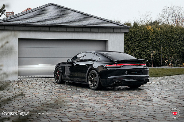 Фото дисков Vossen EVO-3 Сатиновая бронза на Porsche Panamera II