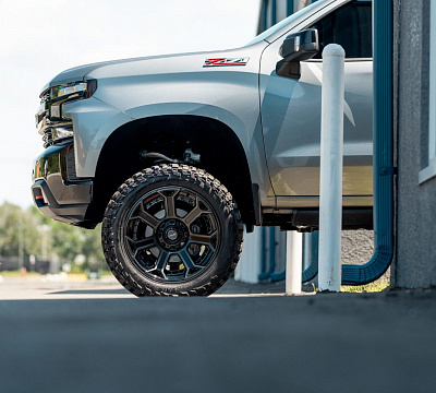 Фото дисков 4PLAY 4P70 на Chevrolet Silverado IV