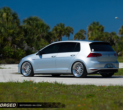 Фото дисков BC Forged LE81 // MLE81 на Volkswagen Golf VII