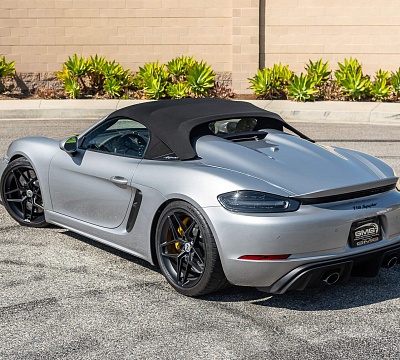 Фото дисков HRE FF11 на Porsche Cayman II