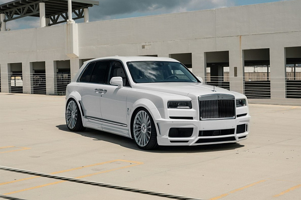 Фото дисков Anrky RF-282 Глянцевый лак на Rolls-Royce Cullinan