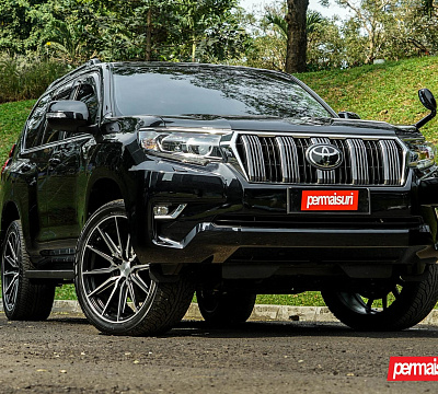 Фото дисков Vossen HF6-1 на Toyota Land Cruiser Prado 150