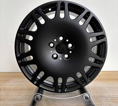 18" кованые диски в черном сатине