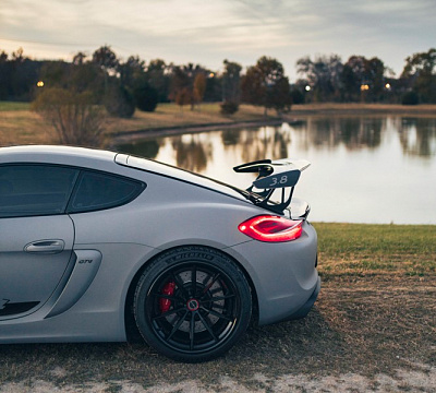 Фото дисков Brixton Forged R11-R на Porsche Cayman II