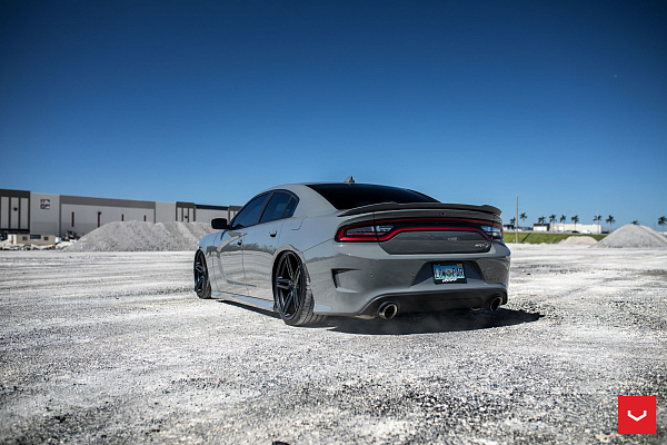 Фото дисков Vossen HF-1 Черный сатин на Dodge Charger VII