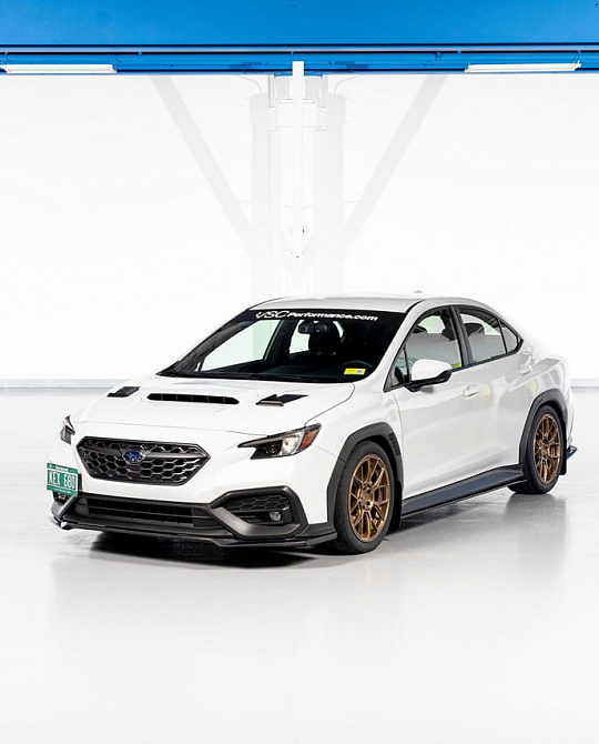 Фото дисков MR147 CM7 Сатиновое золото на  Subaru WRX VB