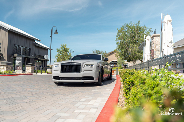 Фото дисков Vossen S17-14 (3-Piece) Черный сатин на Rolls-Royce Wraith