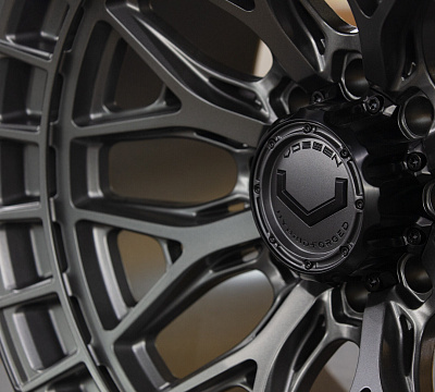 Vossen HFX-1 (8-Lug)