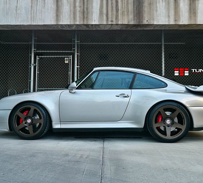 Фото дисков HRE 305M на Porsche 911 IV