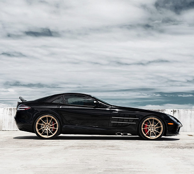 Фото дисков Anrky AN13 на Mercedes-Benz SLR McLaren