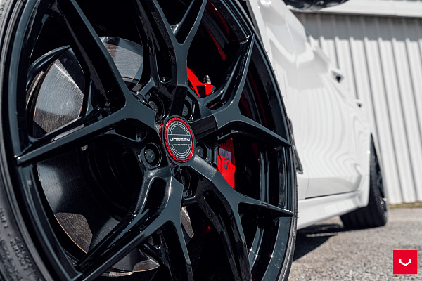 Фото дисков Vossen HF-5 Черный глянец на Genesis G70
