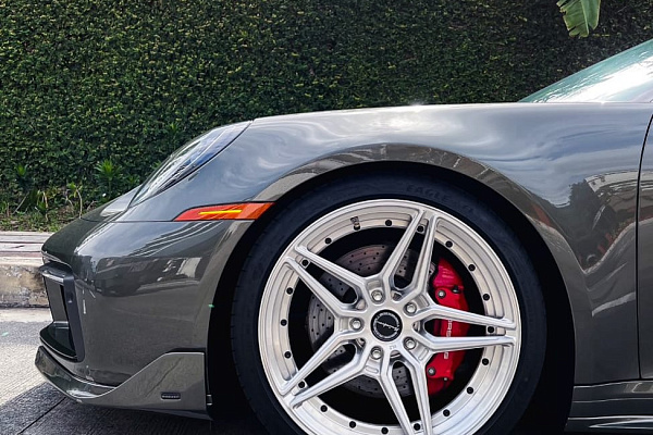 Porsche 992