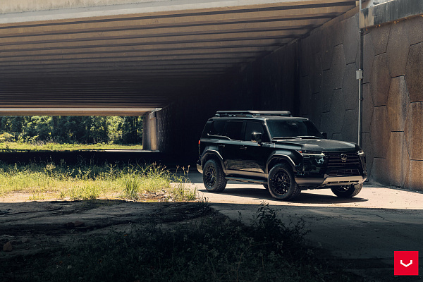 Фото дисков Vossen HFX-1 (6-Lug) Черный глянец на Lexus GX III