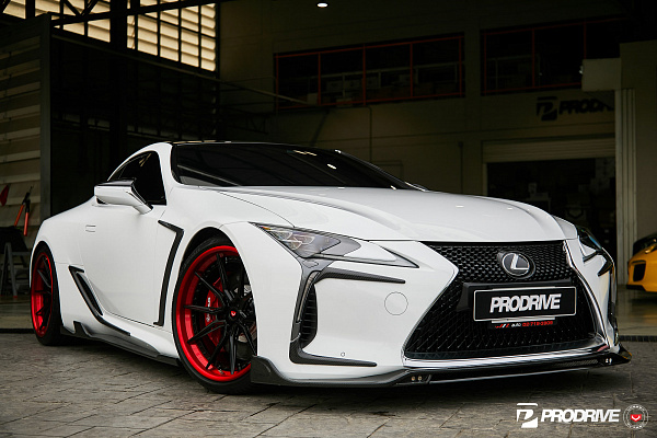 Фото дисков Vossen EVO-2R (3-Piece) Черный глянец на Lexus LC 500
