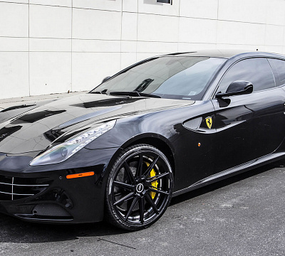 Фото дисков CEC C26 на Ferrari FF