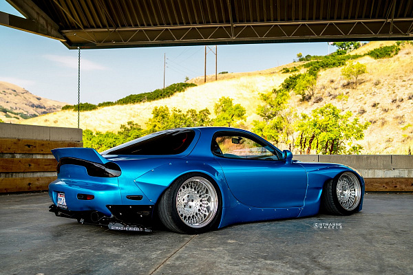 Фото дисков Strasse Wheels SC20 Retro Глянцевый лак на Mazda RX-7 III