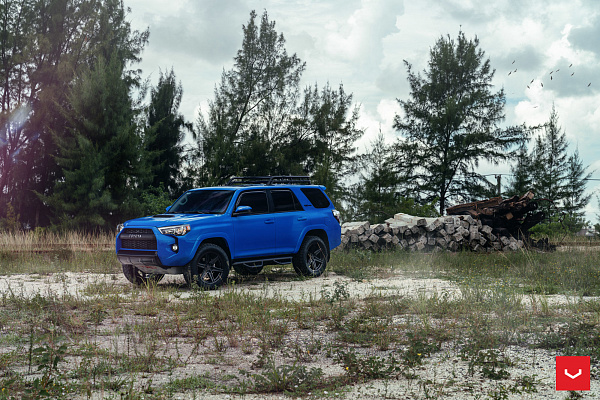 Фото дисков Vossen HF6-2 Черный сатин на Toyota 4Runner V