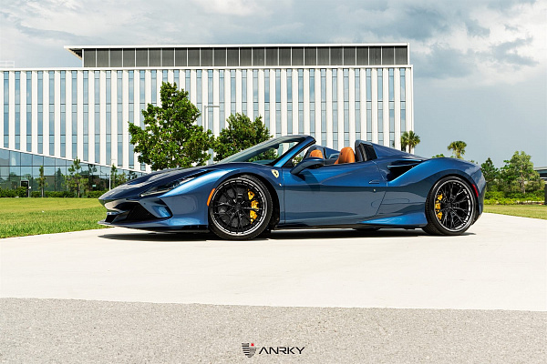 Фото дисков Anrky S3-X5 Черный сатин на Ferrari F8