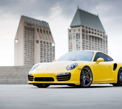 Фото дисков HRE P107 на Porsche 911 VII
